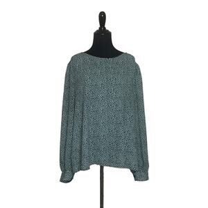 All in Favor green white print long sleeves tunic Blouse size XXL